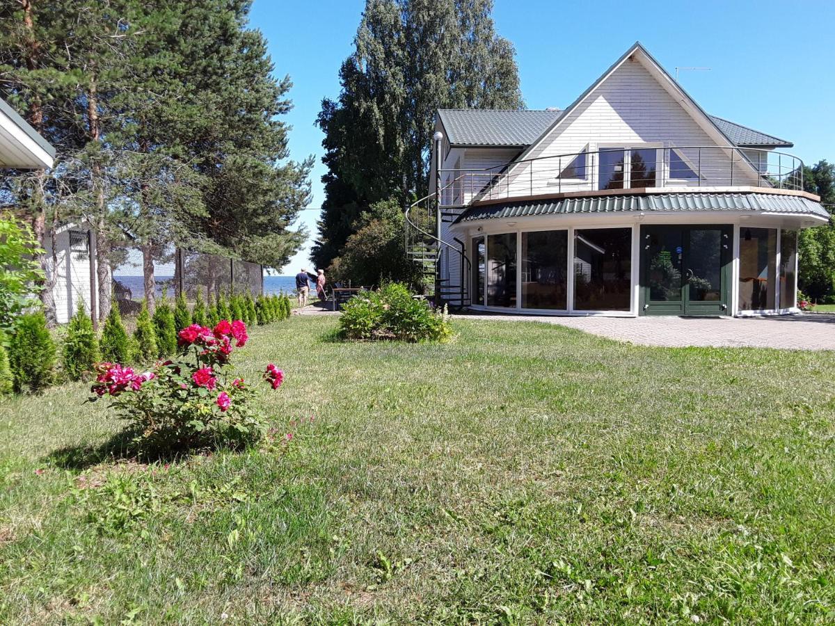 Willipu Guesthouse Alatskivi Exteriör bild